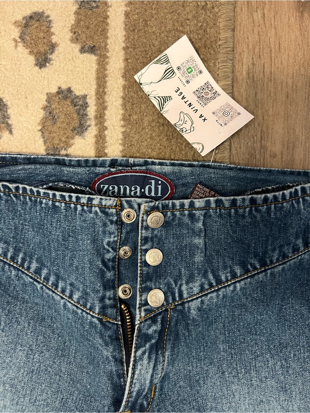 Vintage Women's Medium Blue High-Rise Button-Fly Jeans
